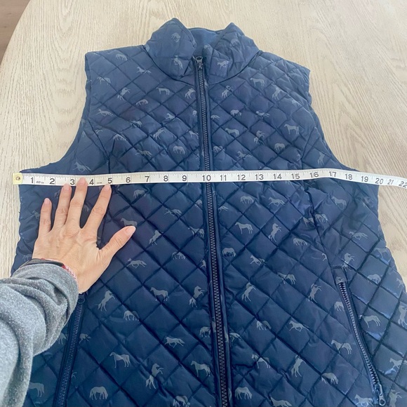 Piper down filled riding vest II by SmartPak, navy with horse pattern, size M - Picture 11 of 12